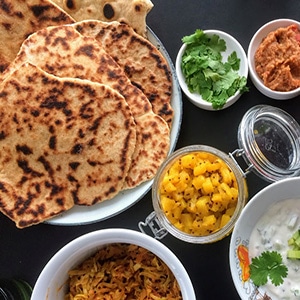 Naanbrød med hvidløg (eller uden)