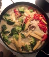 opskrift thaimad thairet lækkert mad fra thailand garlic paste karry rød grøn