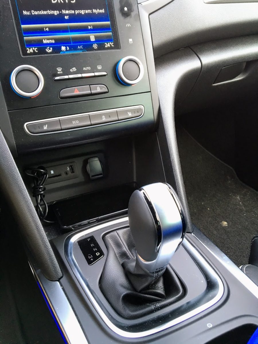 trådløs aircharge aircharger oplader opladning trådløst qi iPhone samsung til bilen i hjemmet lampe sengebord smartphone bedste