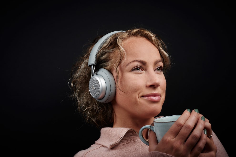 grå udgave - test af touchit hovedtelefoner med aktiv noise cancellation støjreduktion hovedtelefoner med støjdæmpning anmeldelse