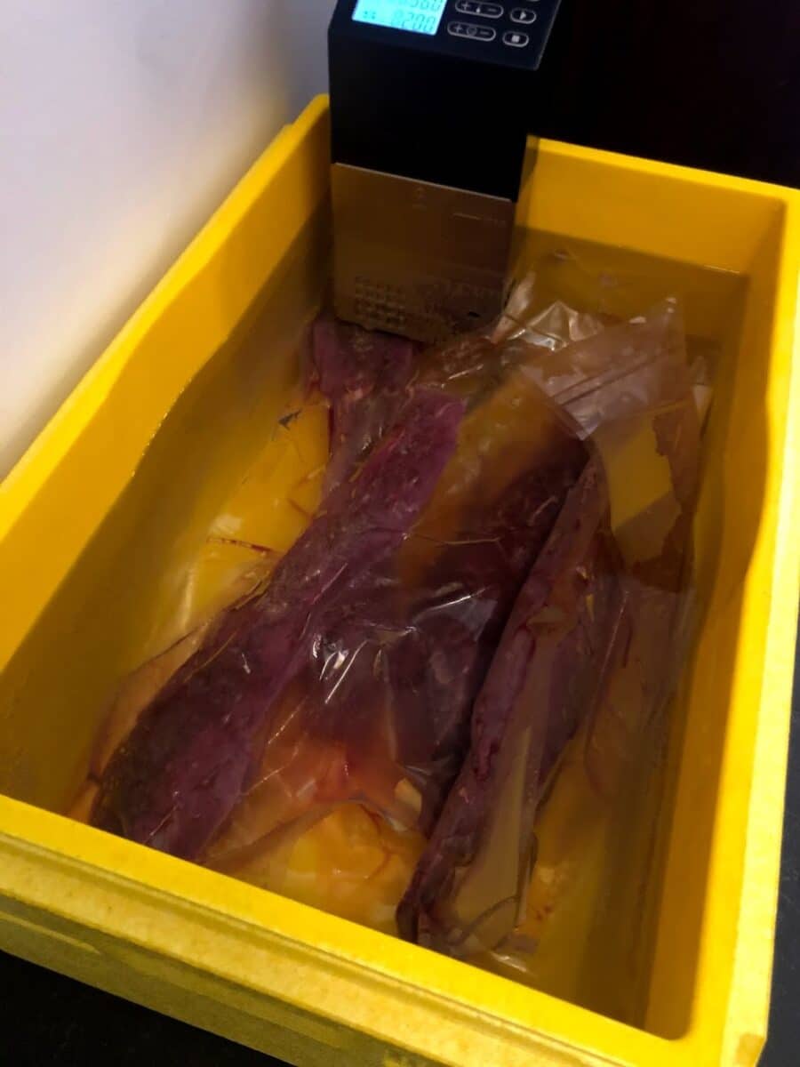 opskrift oksemørbrad sous vide bøffer af oksemørbradbøffer sousvide kalvemørbradsbøffer som hel oksemørbradsbøffer mørbradsbøffer mørbradsbøf