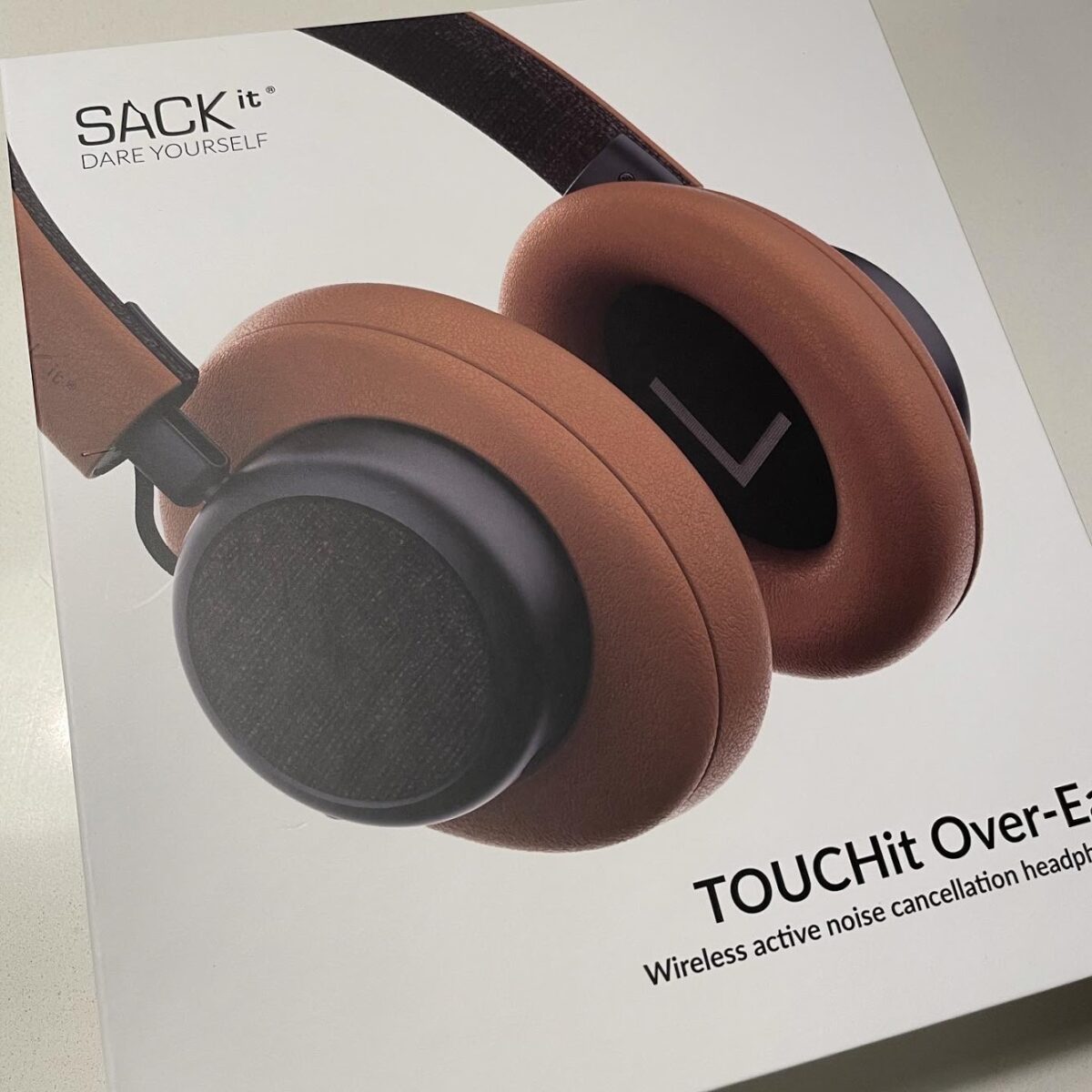 test af sackit touchit over-ear høretelefoner med støjreduktion ANC active noise cancellation hørebøffer støjdæmpning erfaring anmeldelse af