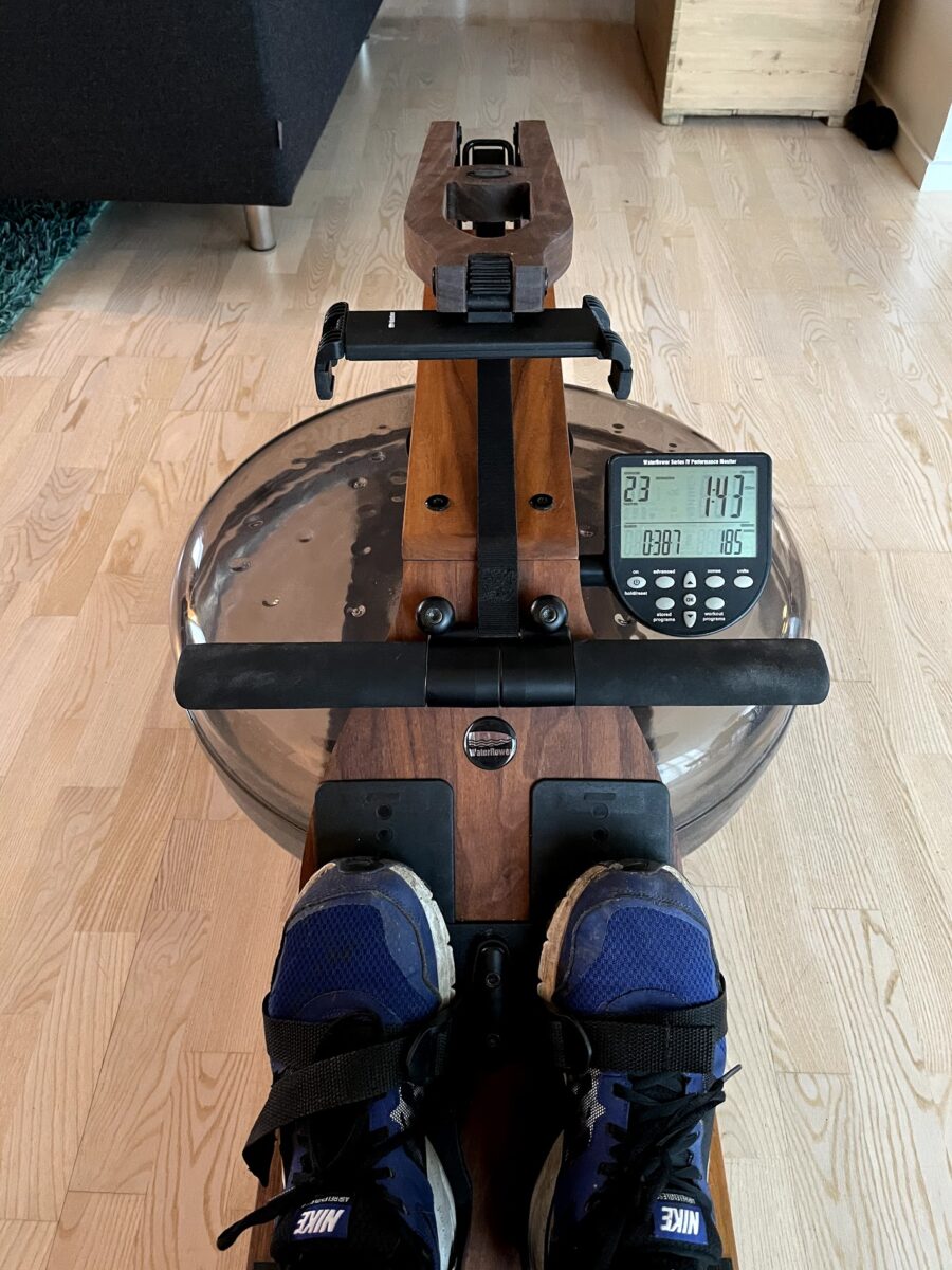 Waterrower S4 Classic Walnut test af erfaring med er den god hvilken romaskine skal jeg købe larmer den lydsvag lydløs vand