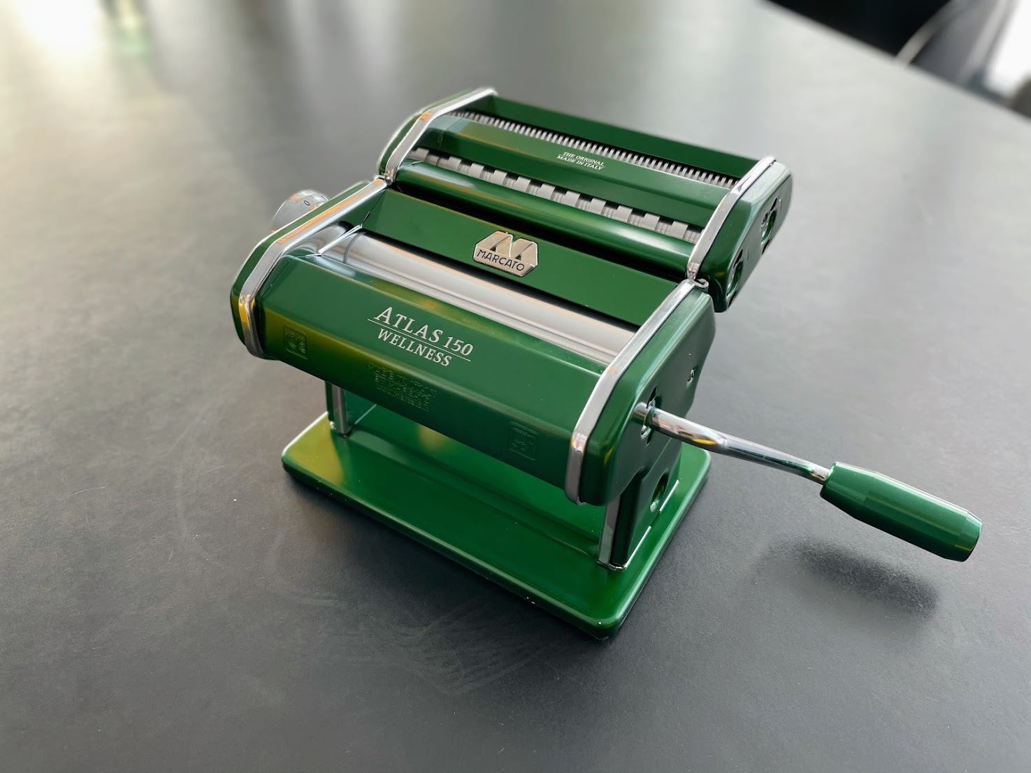 Test af pastamaskine bedste god pasta maskine Marcato Atlas Fettucine Tagliolini 150 kvalitet erfaring med motor tilbehør til