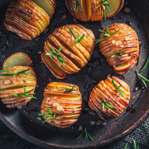 hasselback kartofler hasselbagte kartoffel opskrift på sådan laver du hvordan laver man hasselbagte kartofler