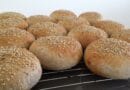 burgerboller grove burger boller de luxe opskrift hjemmelavede lækre claus meyer meyers
