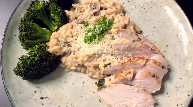 Risotto med svampe og kylling parmesan parmasan ost risoto rissotto.