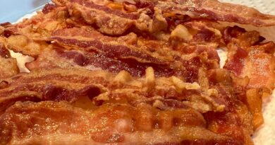 bacon i ovn ovnstegt opskrift bacon kalkun svinekød stegt