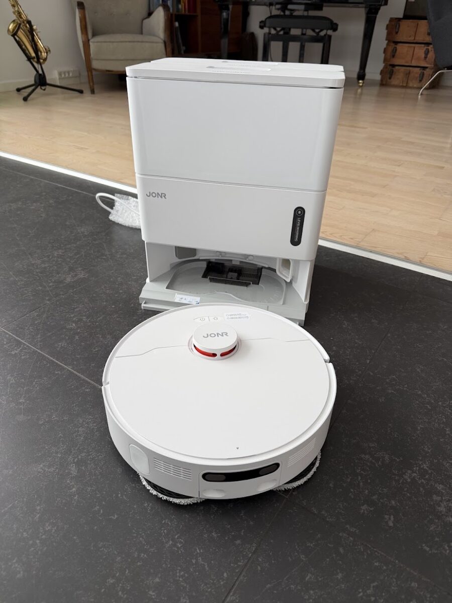 Unboxing af jonr t5 pro gen 2 robotst&oslash;vsuger med moppefunktion. Test og anmeldelse af en god. T&aelig;nk. God pris.