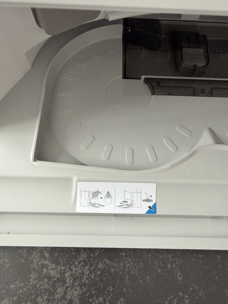 Unboxing af jonr t5 pro gen 2 robotst&oslash;vsuger med moppefunktion. Test og anmeldelse af en god. T&aelig;nk. God pris.